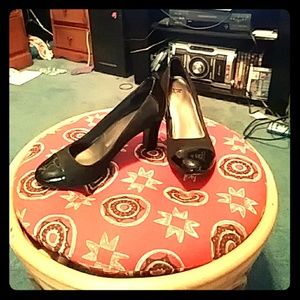 Black heels size 8